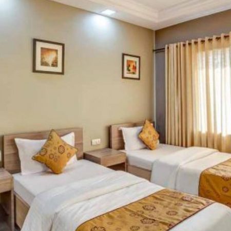 Ashok Deluxe Apartments, Marol Andheri East 孟买 外观 照片